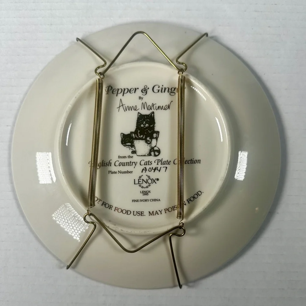 Lenox Pepper & Ginger, Anne Mortimer Collectable Decorative Cat Plate W/ Hanger